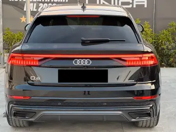 Audi Q8 50 TDI S line quattro Panoramic