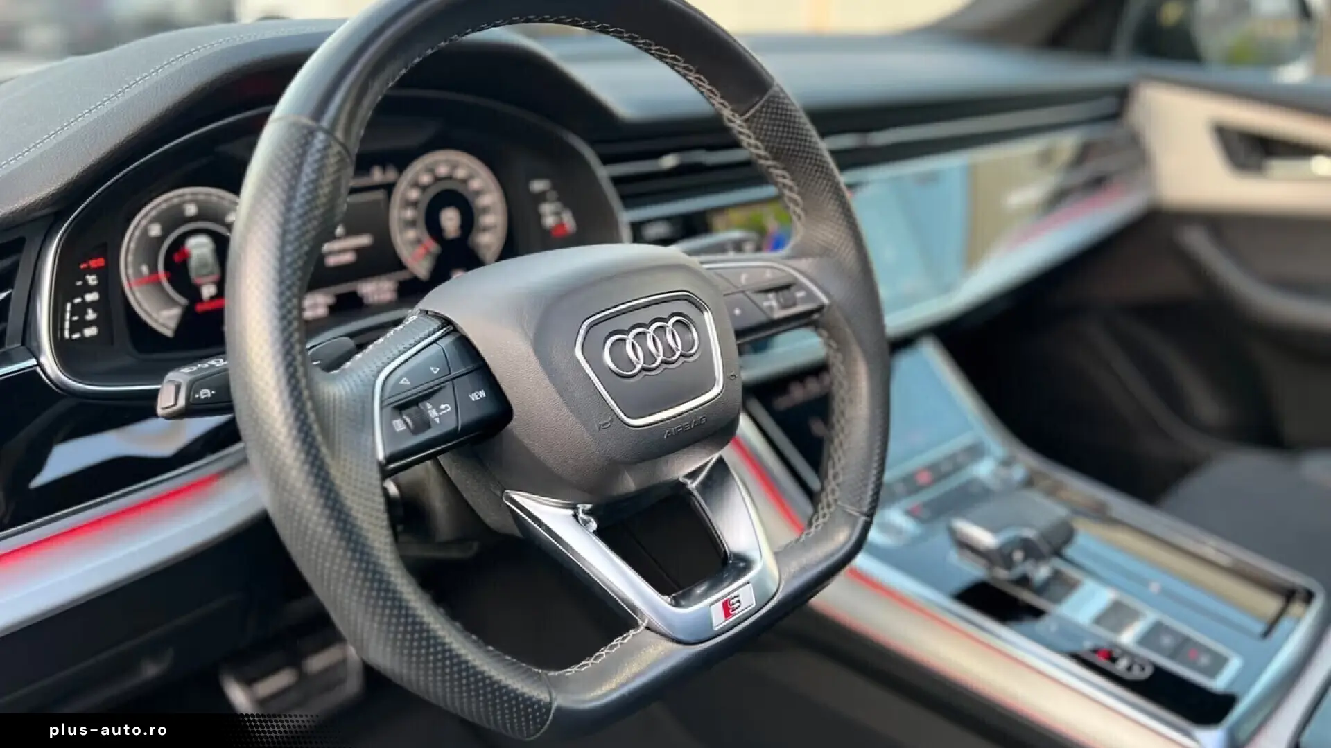Audi Q8 50 TDI S line quattro Panoramic