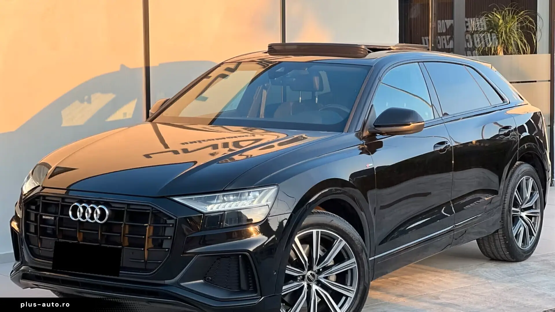 Audi Q8 50 TDI S line quattro Panoramic