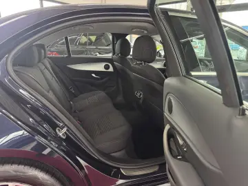 MERCEDES-BENZ E 220 d 4Matic Navi LED CarPlay  Avantgarde