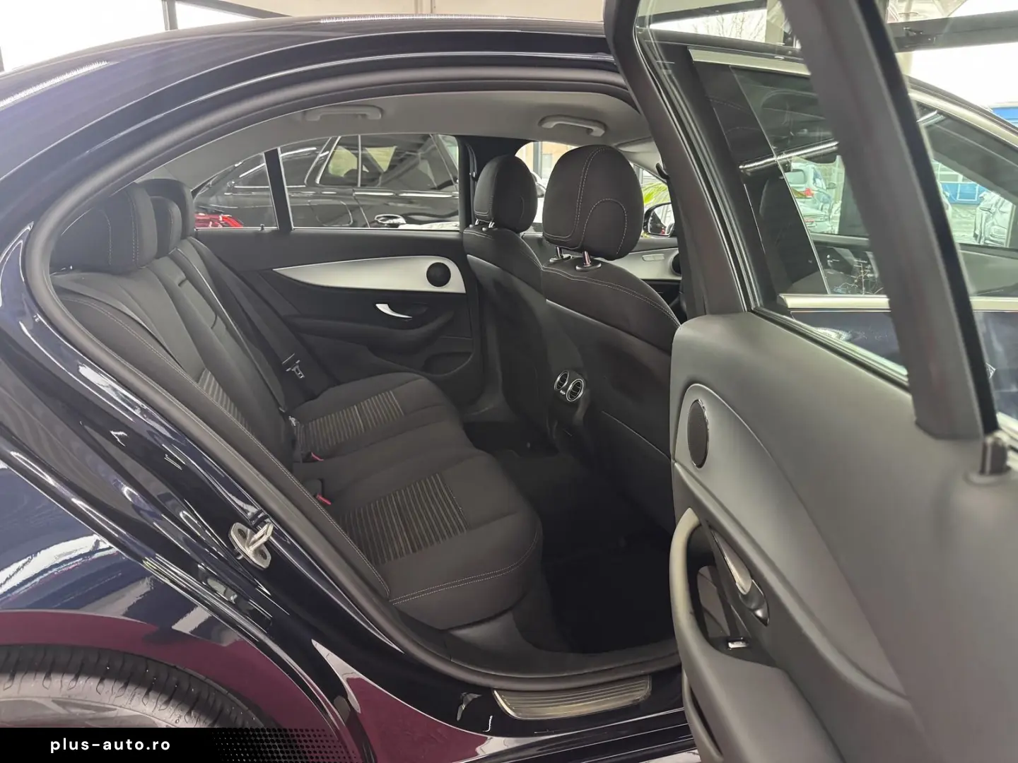 MERCEDES-BENZ E 220 d 4Matic Navi LED CarPlay  Avantgarde