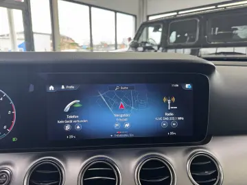 MERCEDES-BENZ E 220 d 4Matic Navi LED CarPlay  Avantgarde