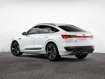 AUDI Q8 Sportback e-tron 50 S line MATRIX-LED PANO