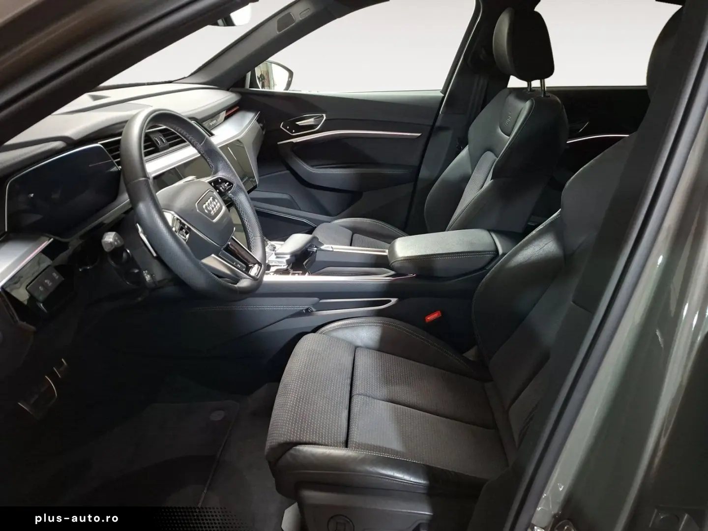 AUDI Q8 Sportback e-tron 50 quattro S-Line AHK Matrix