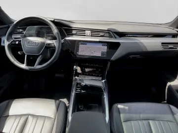 AUDI Q8 e-tron Q S LINE LM22 PANO MATRIX-LED