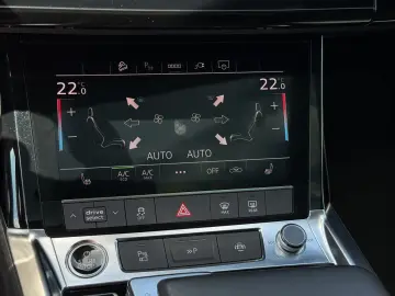 AUDI Q8 e-tron Q S LINE LM22 PANO MATRIX-LED