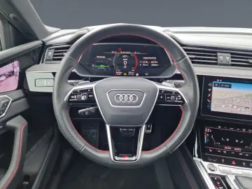 AUDI Q8 e-tron Sportback 55 qu edition S line HuD 21