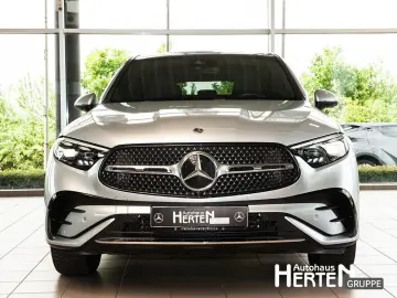 MERCEDES-BENZ GLC 200 Edition AMG 4.Matic PANO 360  …