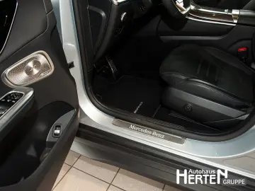 MERCEDES-BENZ GLC 200 Edition AMG 4.Matic PANO 360  …