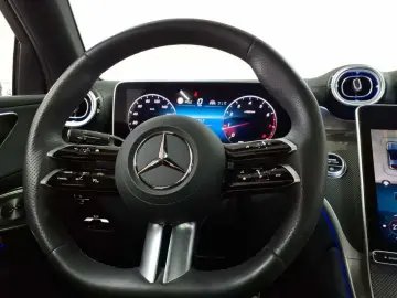 MERCEDES-BENZ GLC Coupe 200-AMG Adv.Premium Assi  Pano