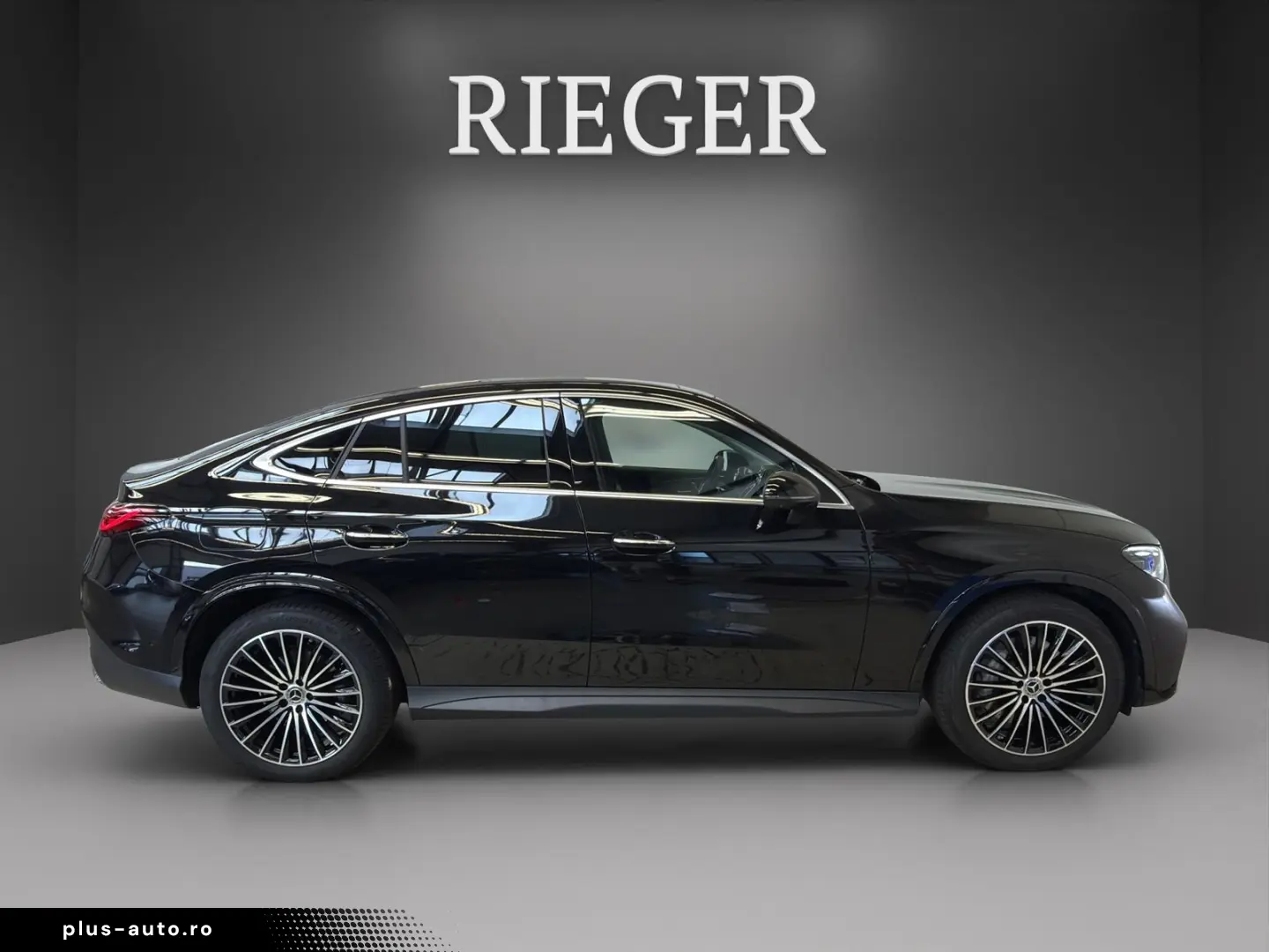 MERCEDES-BENZ GLC 300 d 4M AMG Premium Plus AHK Pano HUD 20