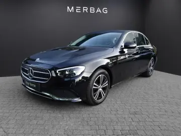 MERCEDES-BENZ E 220 d  Avantgarde LED Pano Burm 360 Memory
