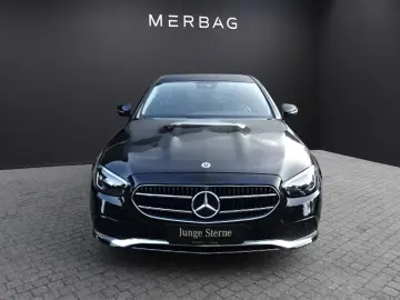MERCEDES-BENZ E 220 d  Avantgarde LED Pano Burm 360 Memory