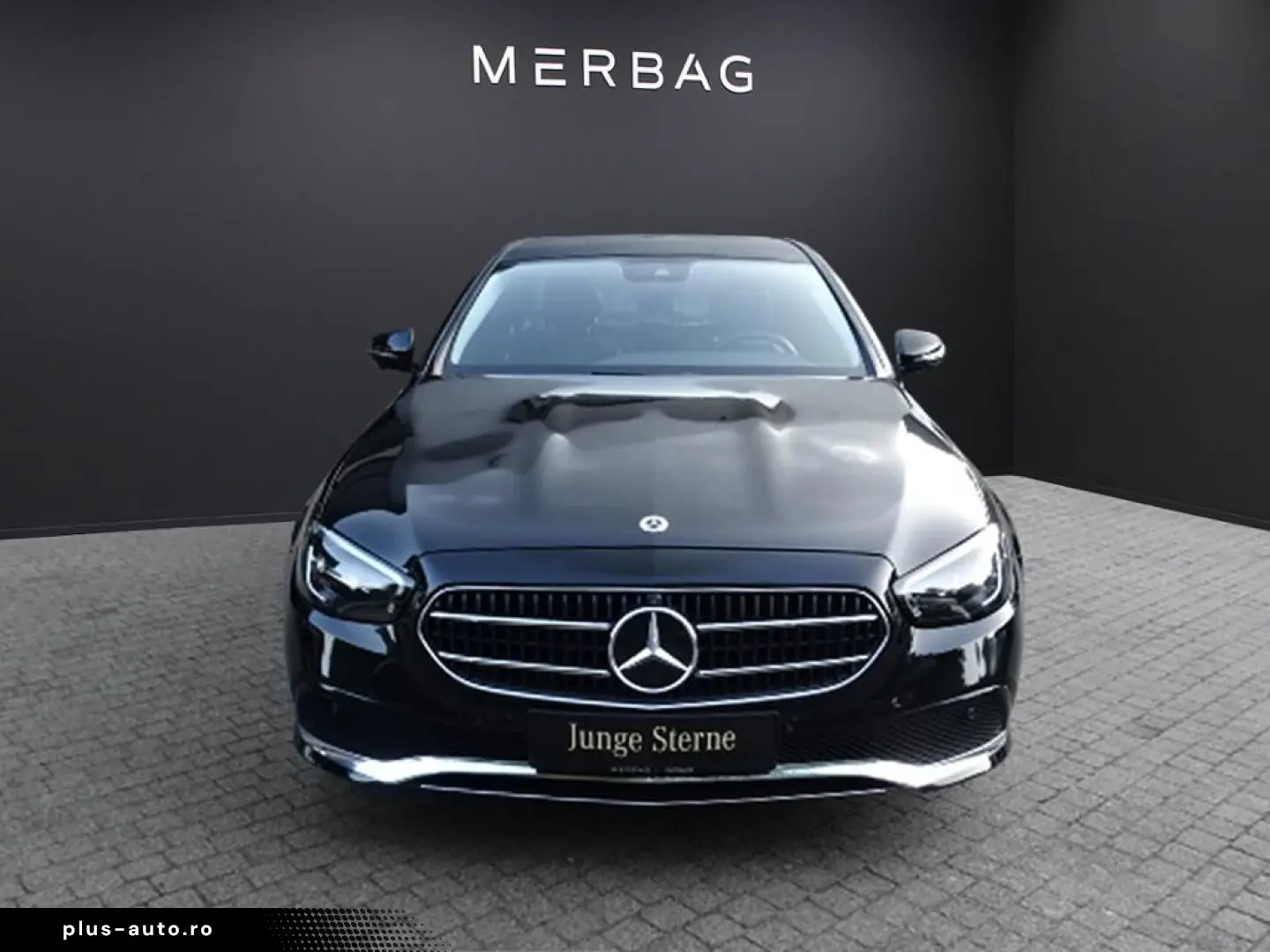 MERCEDES-BENZ E 220 d  Avantgarde LED Pano Burm 360 Memory