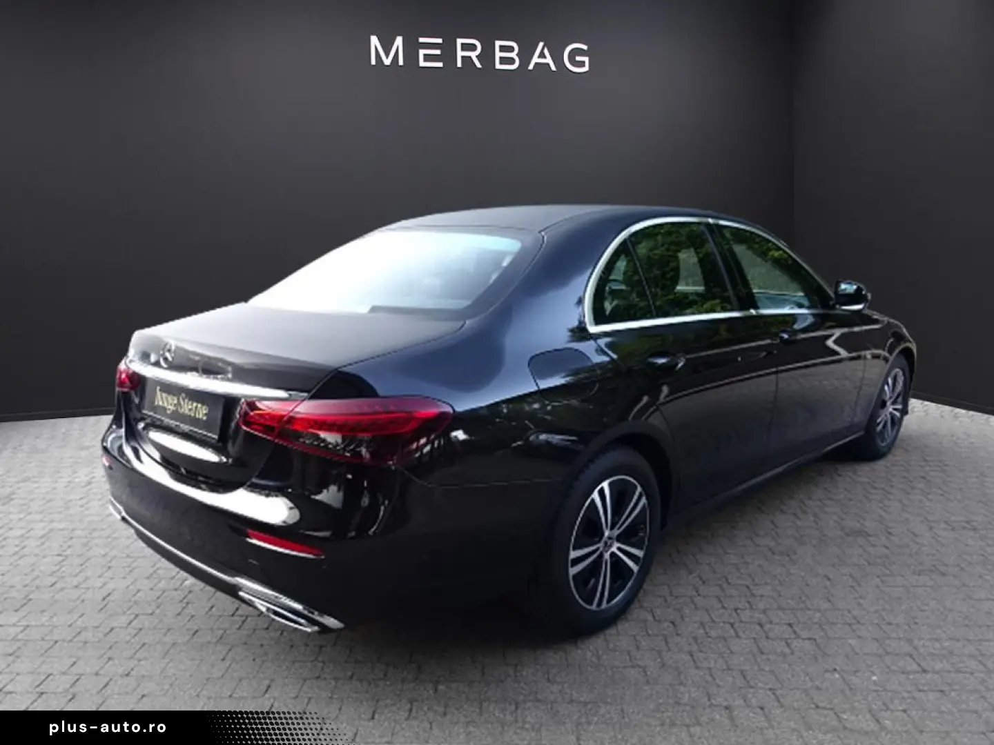 MERCEDES-BENZ E 220 d  Avantgarde LED Pano Burm 360 Memory