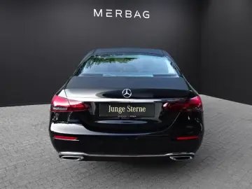 MERCEDES-BENZ E 220 d  Avantgarde LED Pano Burm 360 Memory