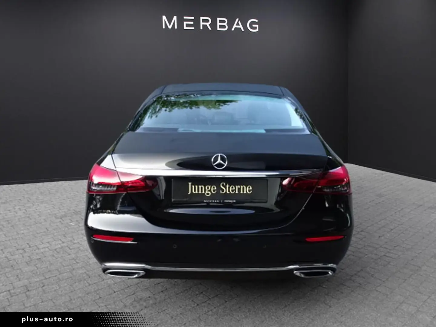 MERCEDES-BENZ E 220 d  Avantgarde LED Pano Burm 360 Memory