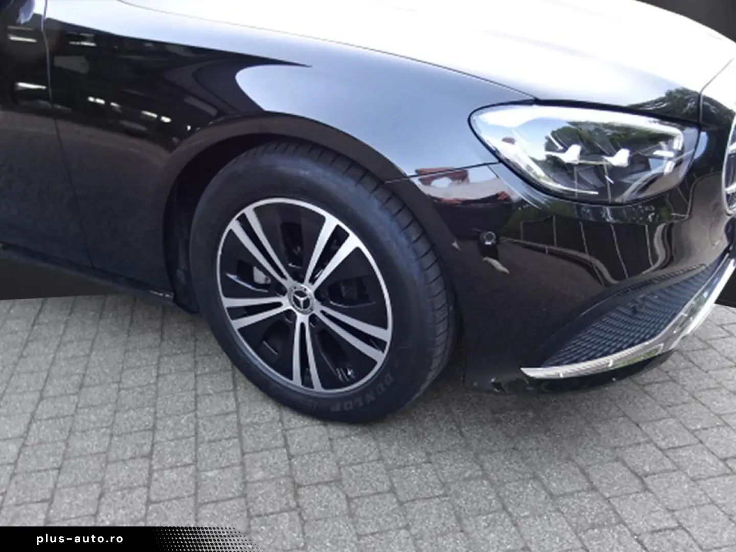 MERCEDES-BENZ E 220 d  Avantgarde LED Pano Burm 360 Memory