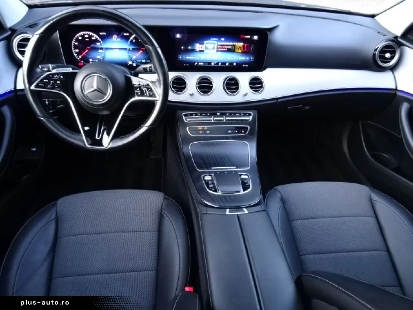 MERCEDES-BENZ E 220 d  Avantgarde LED Pano Burm 360 Memory