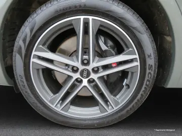 AUDI SQ5 3.0 TDI quattro