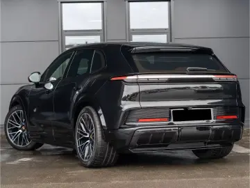 Porsche Cayenne Electric MY2026