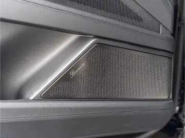 Porsche Cayenne Electric MY2026
