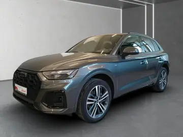 AUDI Q5 40 TDI S-Line quattro S-tr. Pano AHK Navi RFK
