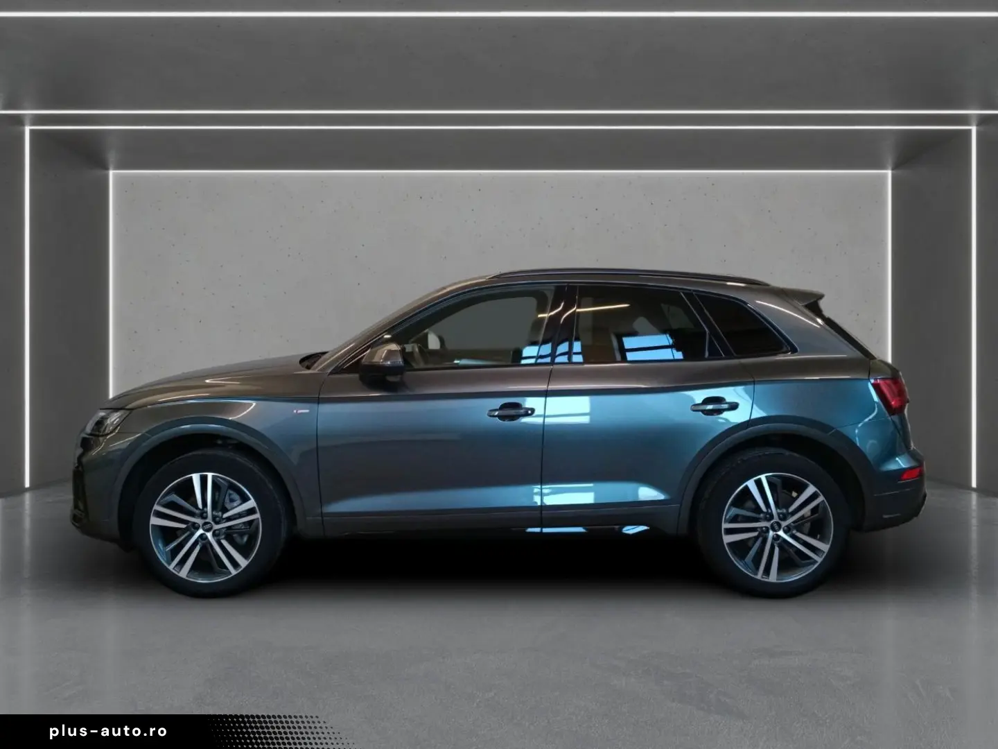 AUDI Q5 40 TDI S-Line quattro S-tr. Pano AHK Navi RFK