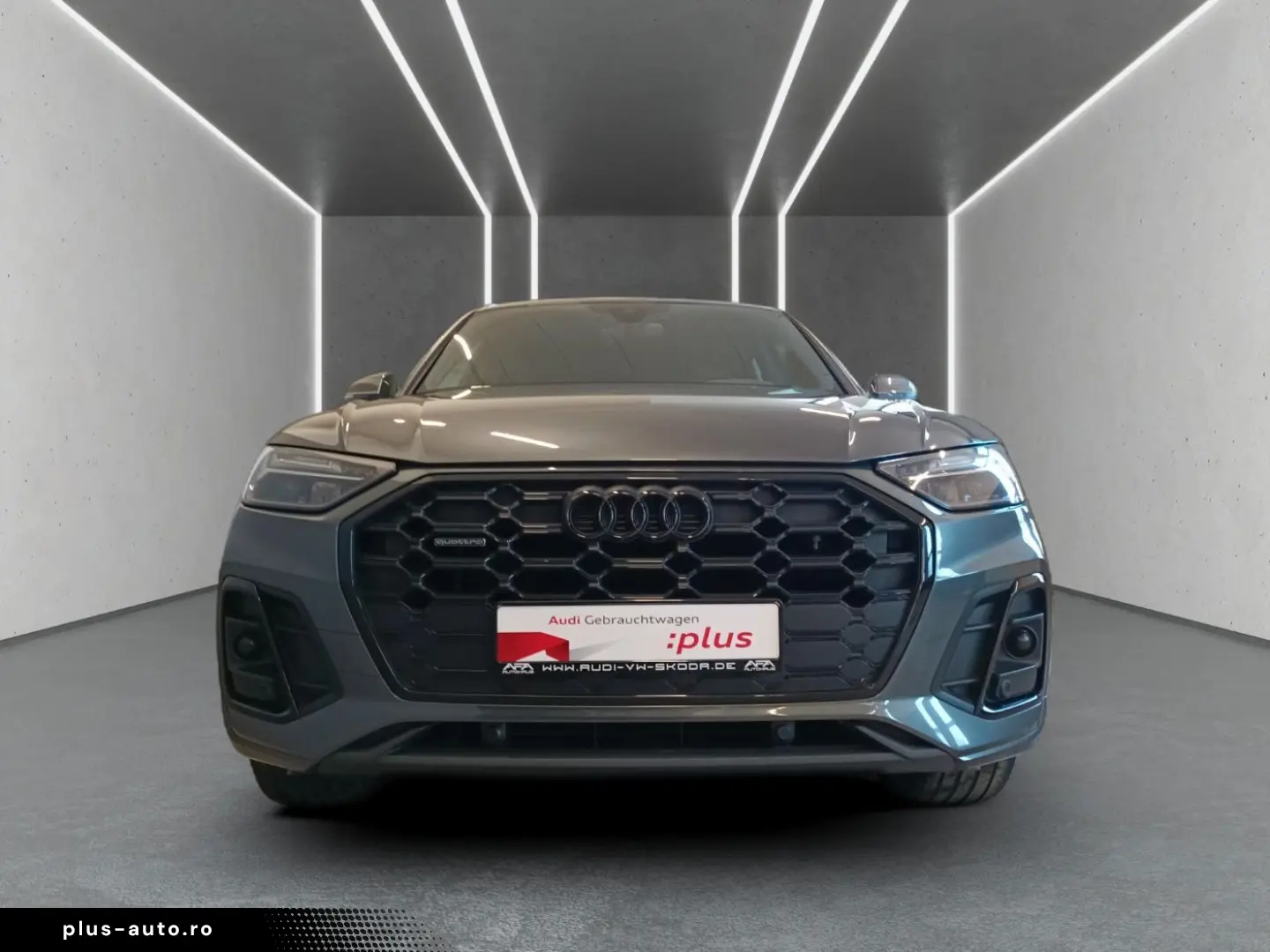 AUDI Q5 40 TDI S-Line quattro S-tr. Pano AHK Navi RFK