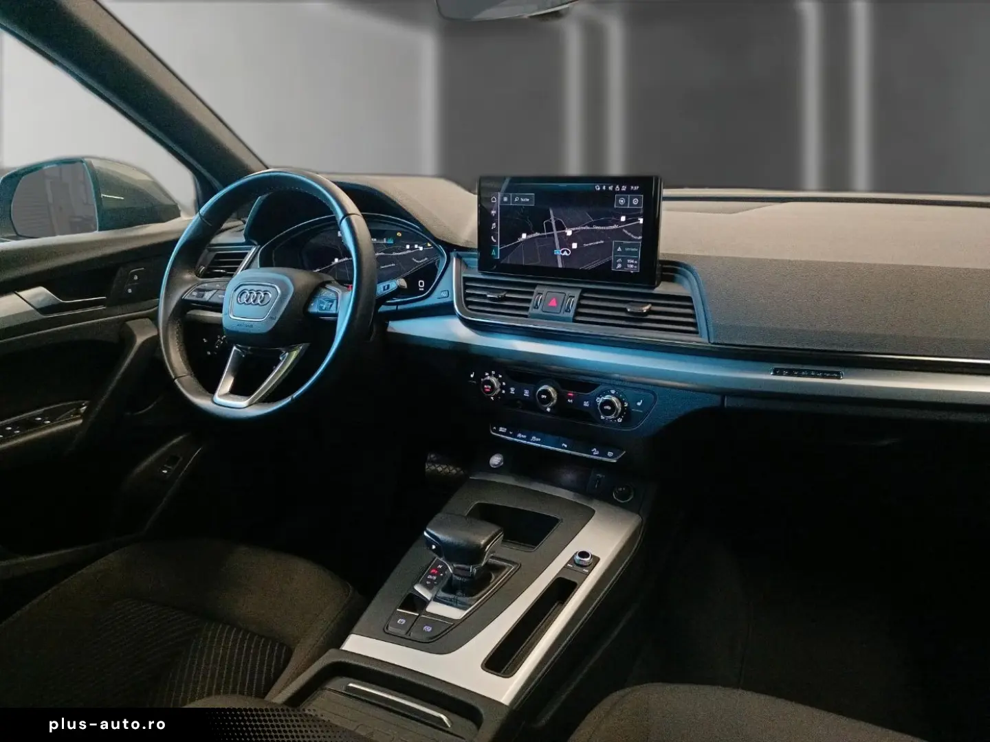AUDI Q5 40 TDI S-Line quattro S-tr. Pano AHK Navi RFK