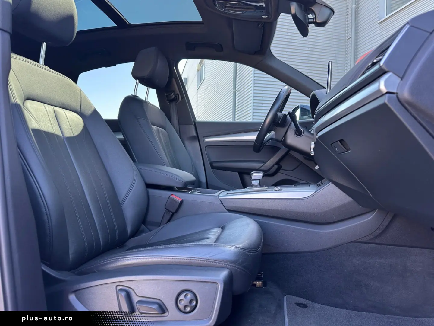 AUDI Q5 2.0 TDI quattro AHK Navi Pano Rückfahrkamera