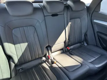 AUDI Q5 2.0 TDI quattro AHK Navi Pano Rückfahrkamera