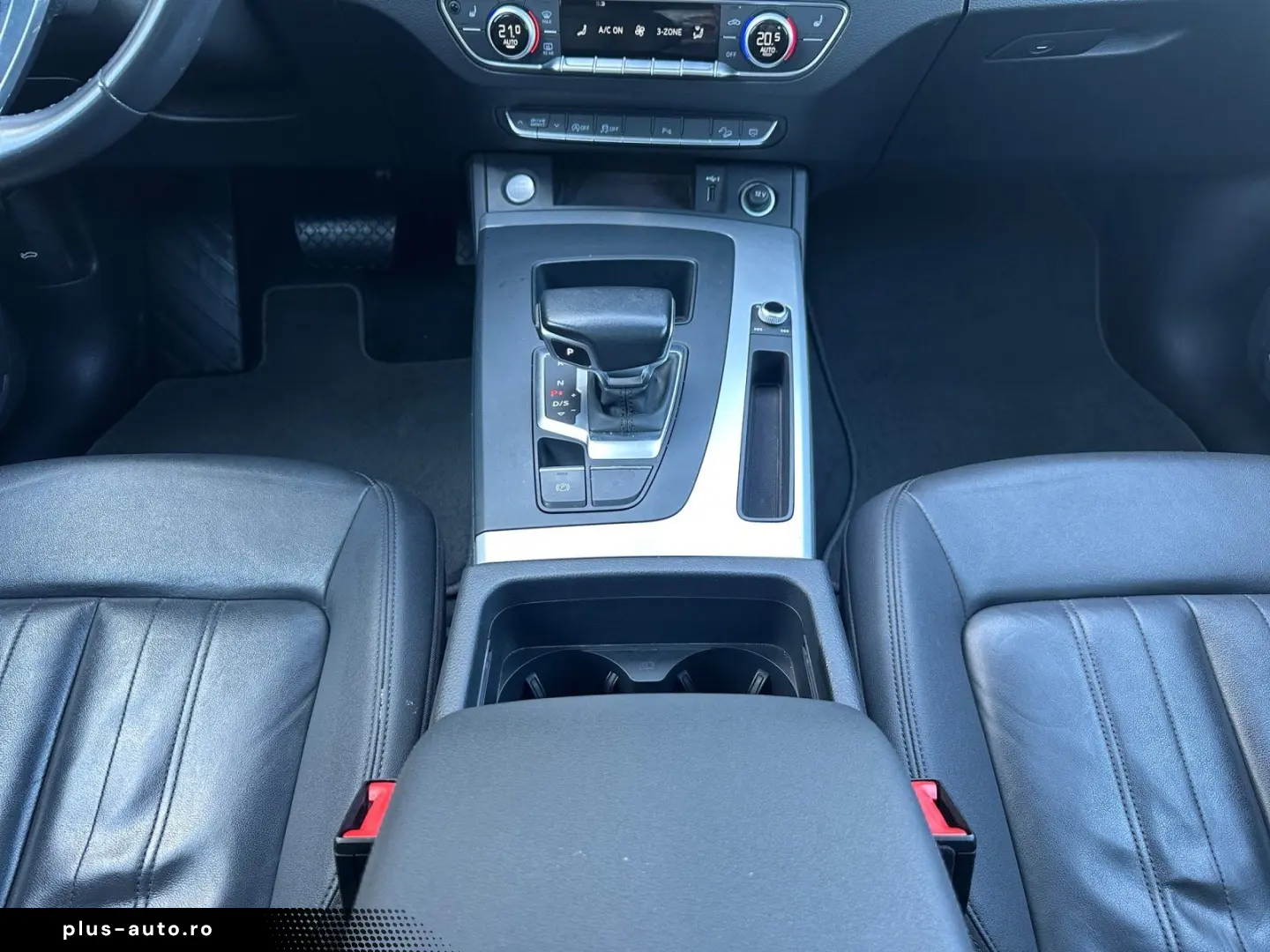 AUDI Q5 2.0 TDI quattro AHK Navi Pano Rückfahrkamera