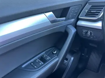 AUDI Q5 2.0 TDI quattro AHK Navi Pano Rückfahrkamera