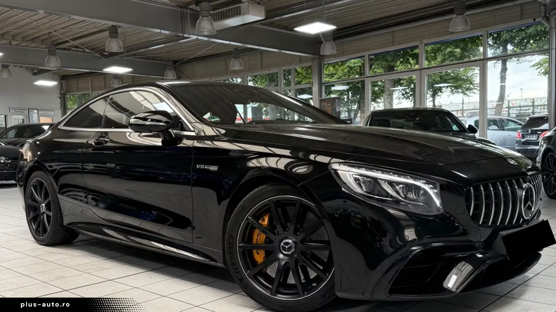 Mercedes-Benz S63 AMG Coupé 4MATIC