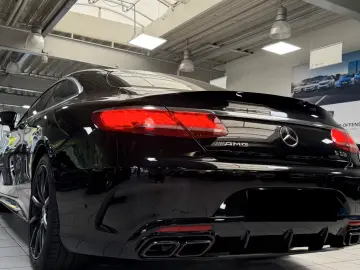 Mercedes-Benz S63 AMG Coupé 4MATIC