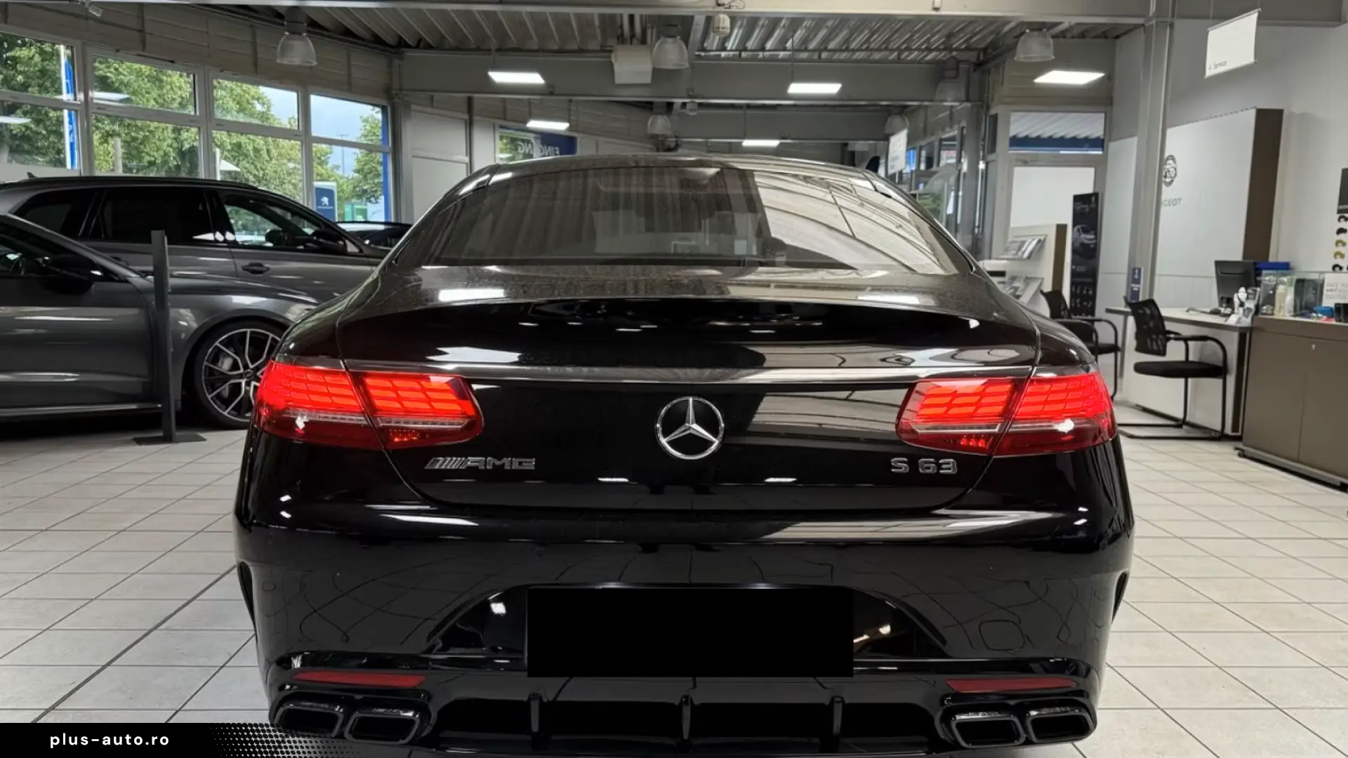 Mercedes-Benz S63 AMG Coupé 4MATIC