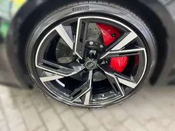 AUDI RS6 Avant TFSI quattro tiptronic