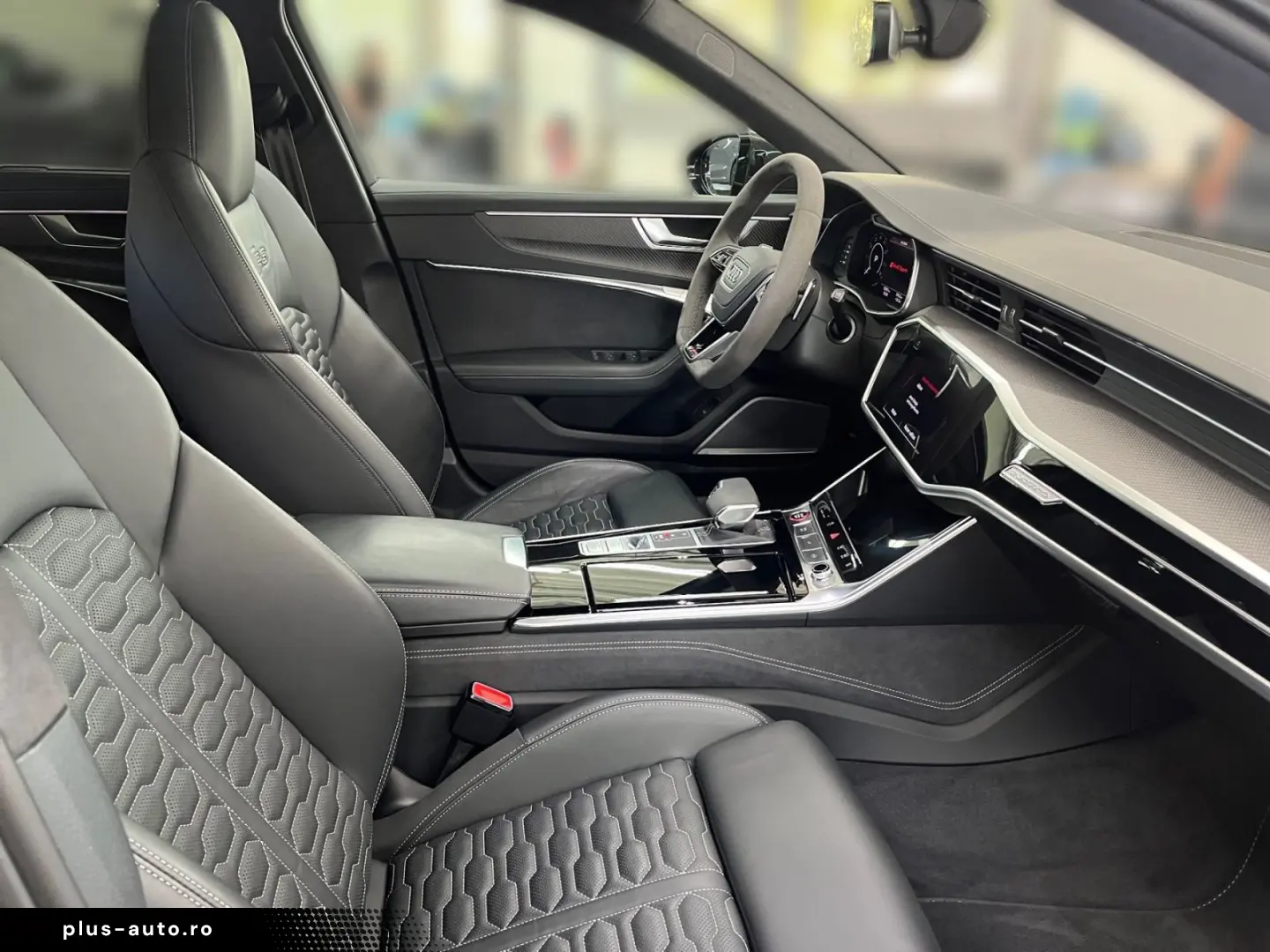 AUDI RS6 Avant TFSI quattro tiptronic