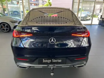 MERCEDES-BENZ GLC 200 4M Cp. Technik Pano Airmatic A…