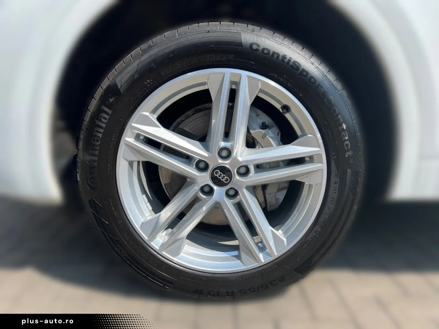 AUDI Q5 40 TDI quattro S tronic S line