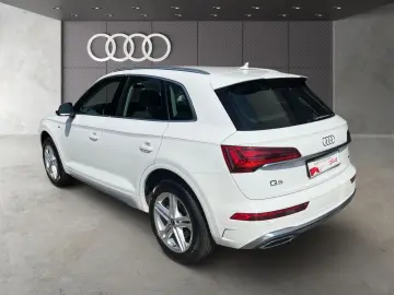 AUDI Q5 40 TDI quattro S tronic S line