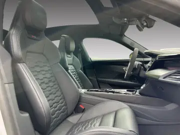 AUDI RS e-tron GT  LED PDC KAMERA PANO BANG&OLUFSEN