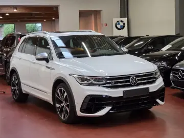 Volkswagen Tiguan R 2.0 TSI 4Motion DSG Akrapovič