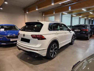 Volkswagen Tiguan R 2.0 TSI 4Motion DSG Akrapovič