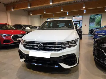 Volkswagen Tiguan R 2.0 TSI 4Motion DSG Akrapovič