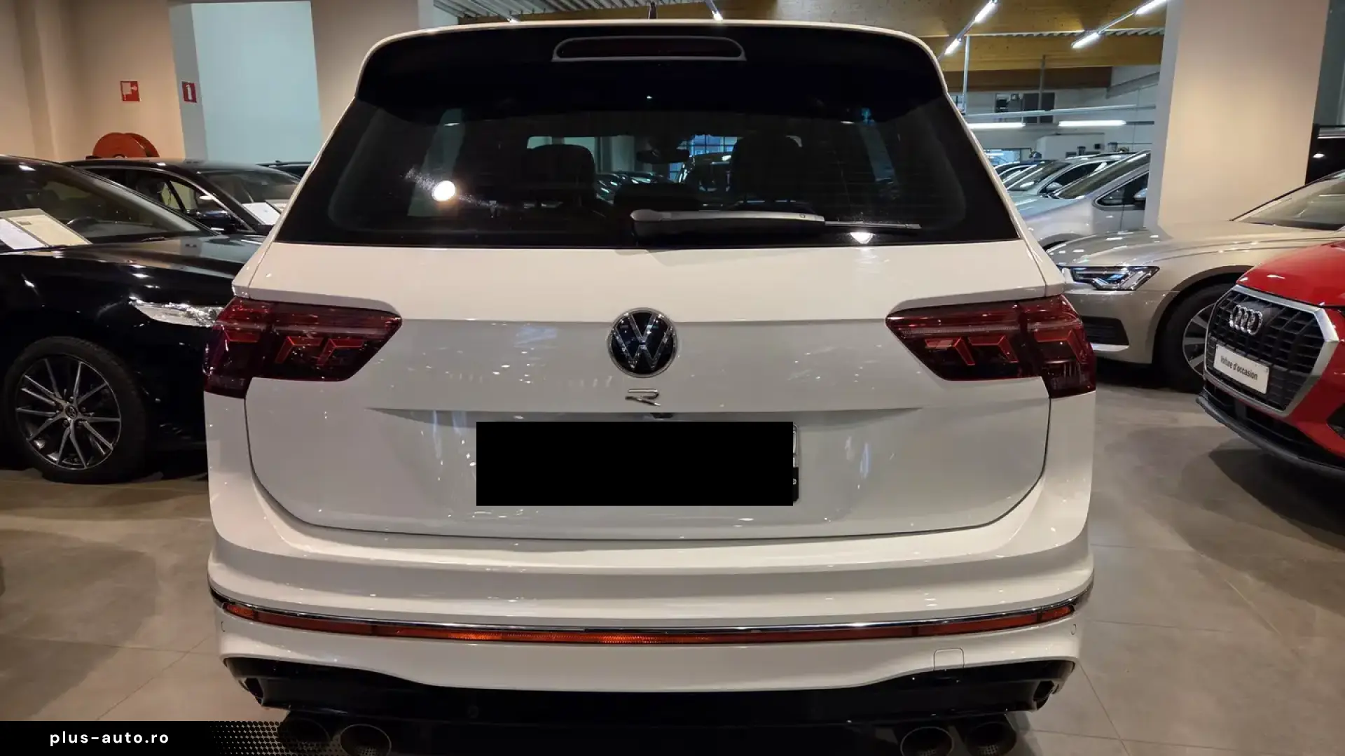 Volkswagen Tiguan R 2.0 TSI 4Motion DSG Akrapovič