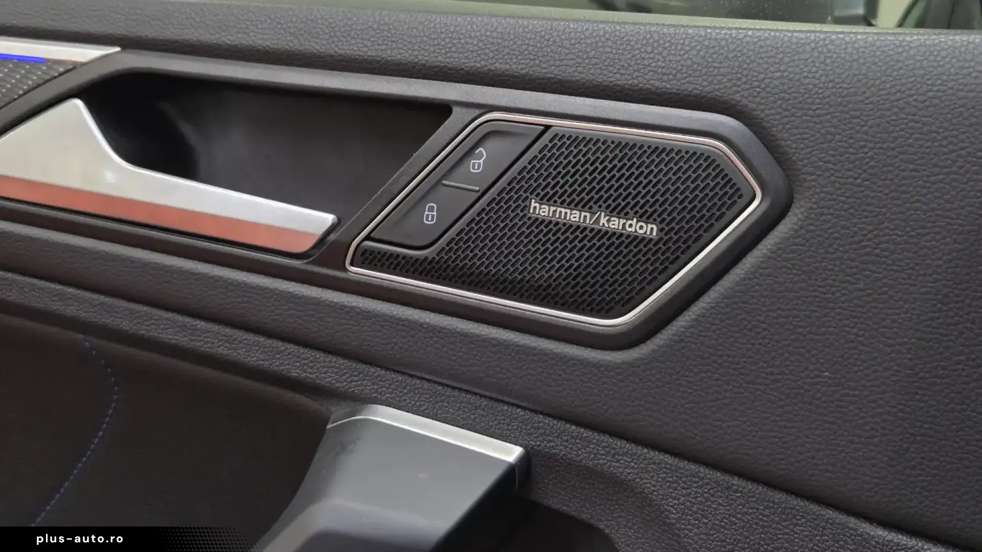 Volkswagen Tiguan R 2.0 TSI 4Motion DSG Akrapovič
