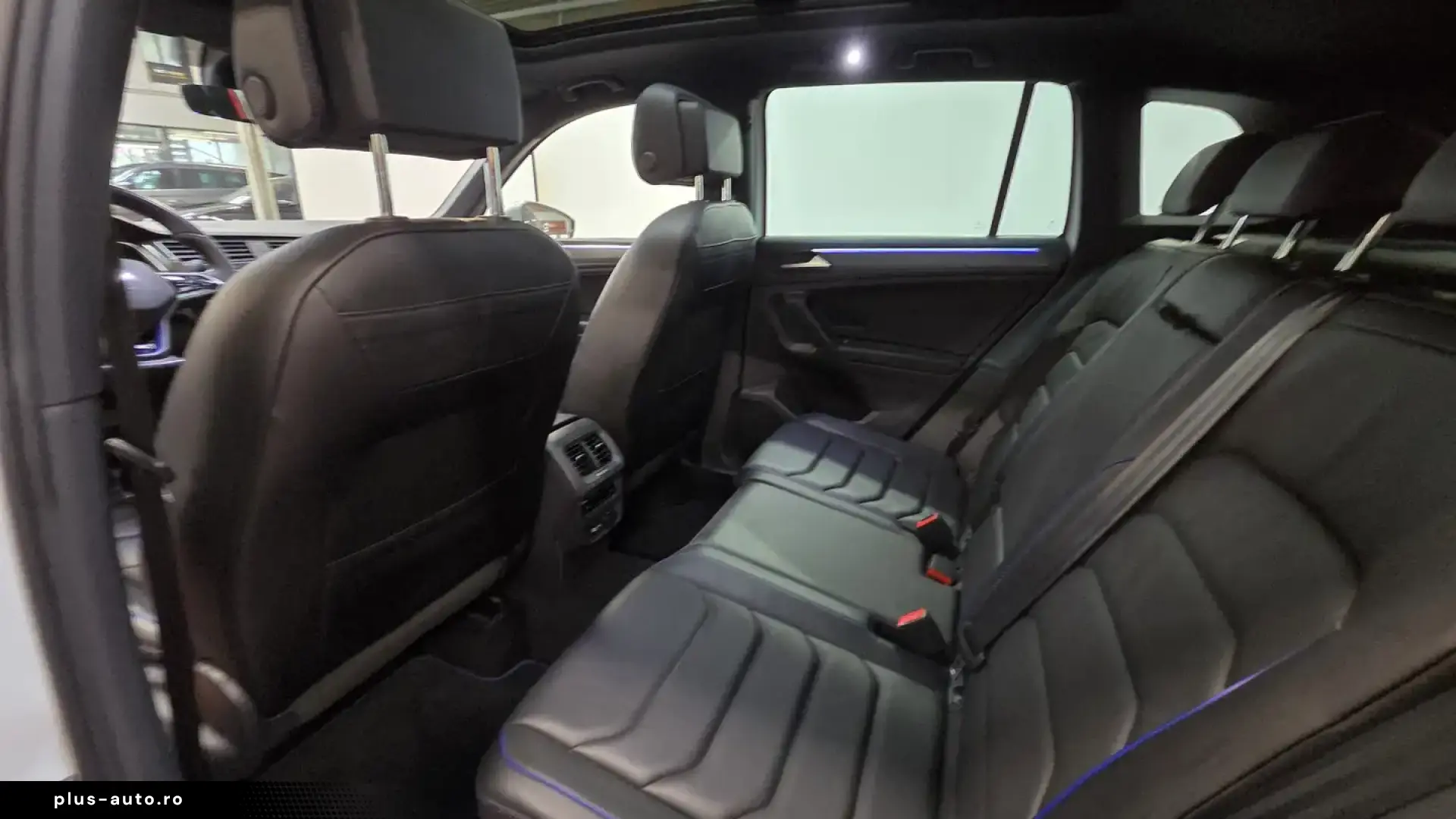Volkswagen Tiguan R 2.0 TSI 4Motion DSG Akrapovič
