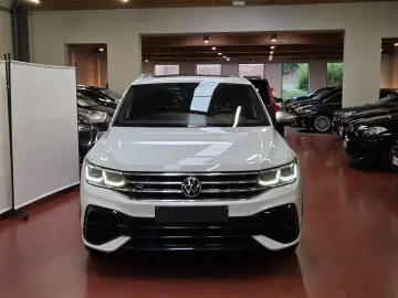 Volkswagen Tiguan R 2.0 TSI 4Motion DSG Akrapovič